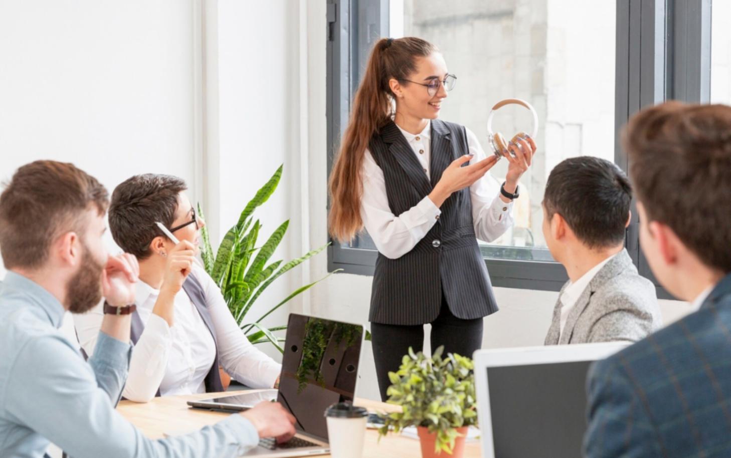 Análisis de presupuesto empresarial en acción